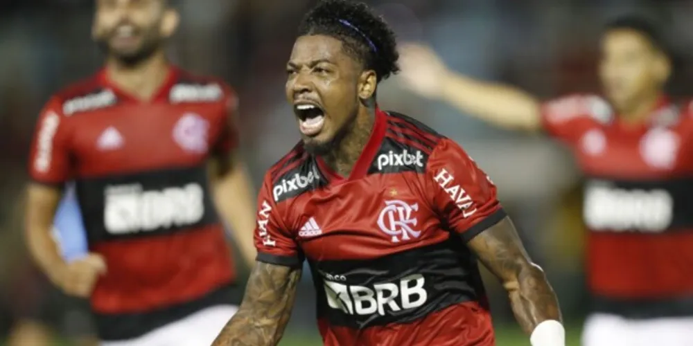 Marinho marcou um dos três gols do Flamengo