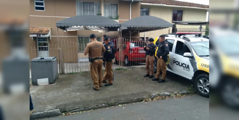 A  vítima seria um rapaz que comete pequenos furtos na região do Alto Boqueirão.