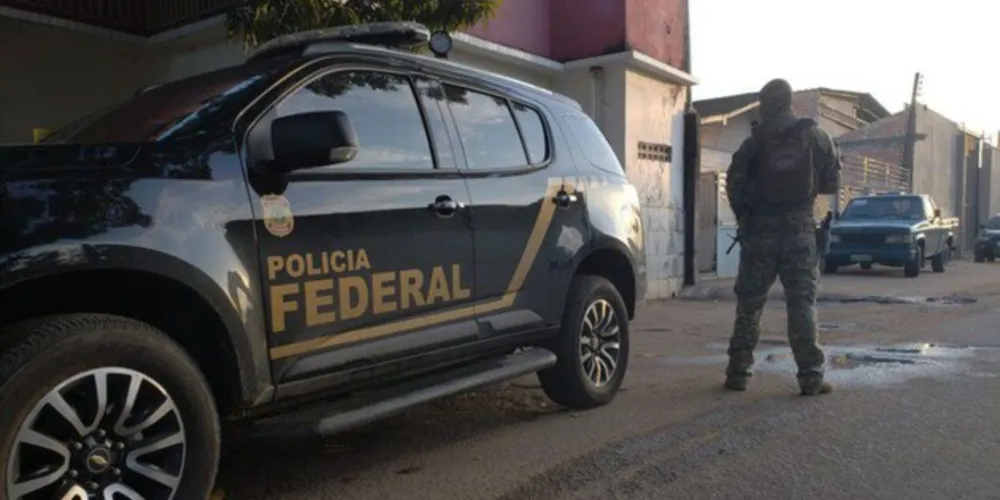 PRF faz operação contra fraudes na Caixa Econômica