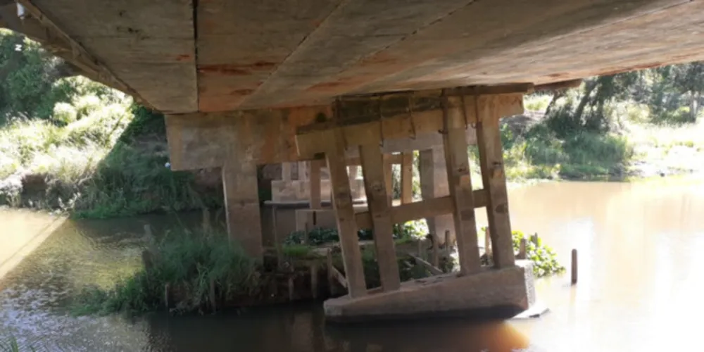 Prefeituras de Ponta Grossa e Carambeí interditam Ponte Preta