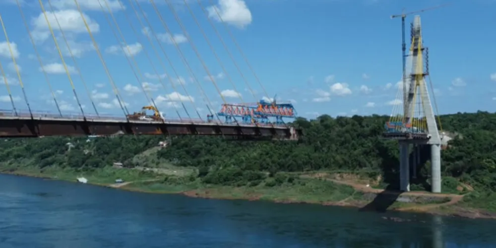 Nova ponte Brasil-Paraguai chega a 80% de conclusão com investimento de R$ 189 milhões