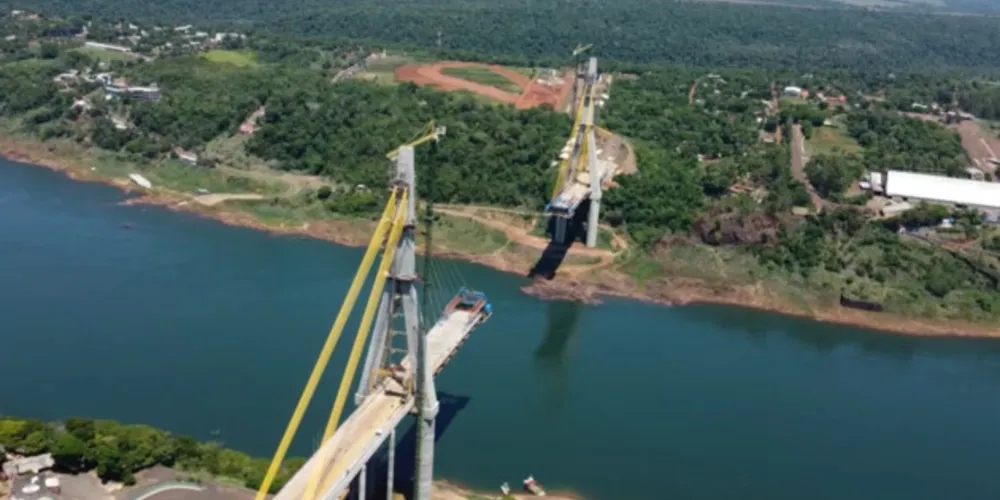 Ponte Brasil - Paraguai, Foz do Iguaçu.