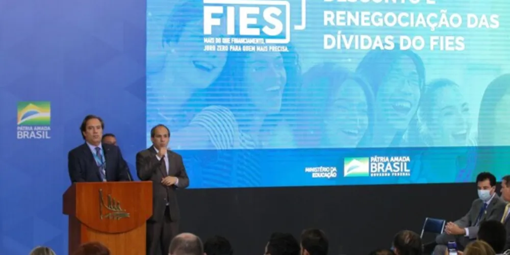 Prazo para renegociação do Fies será de 7 março a 31 agosto