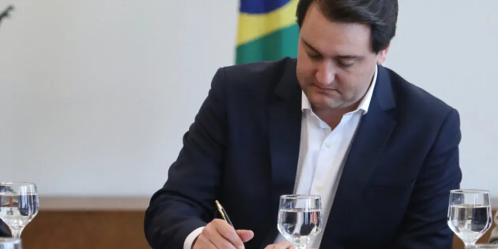 Carlos Massa Ratinho Junior confirmou nesta segunda-feira (4) a mudança no comando de seis secretarias