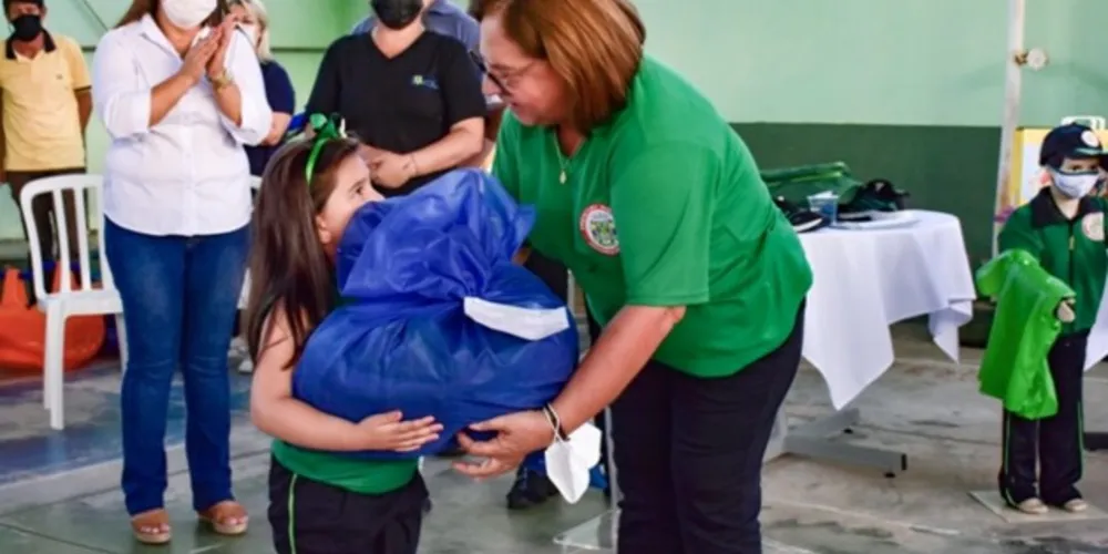 Município destinou R$ 2,2 milhões para garantir suporte aos estudantes