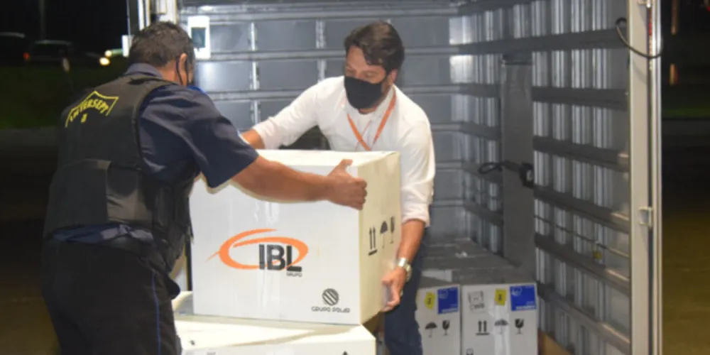 Os imunizantes são destinados para a segunda dose da população acima de 12 anos.