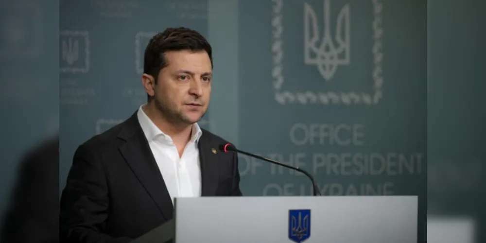 Zelenskiy alerta que Rússia pode usar armas químicas e pede sanções