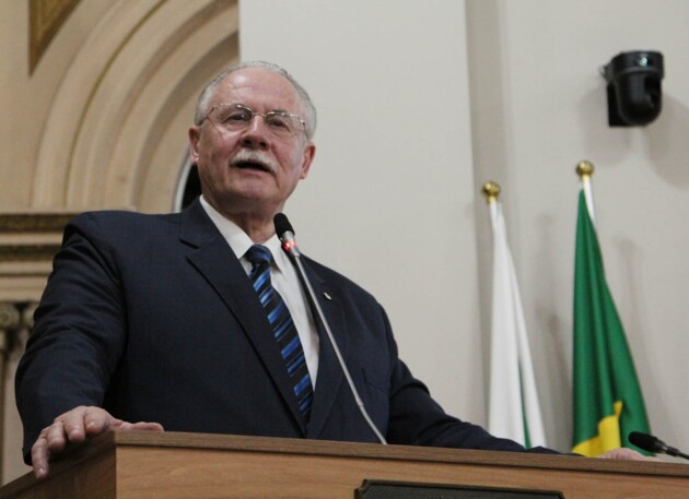 Ex-governador do Paraná, Orlando Pessuti.