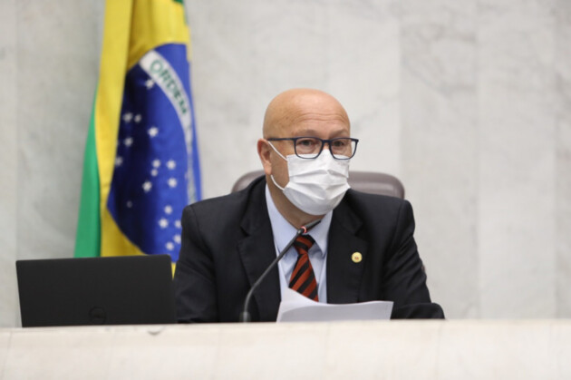 Deputada estadual do Paraná, Luiz Claudio Romanelli (PSB).