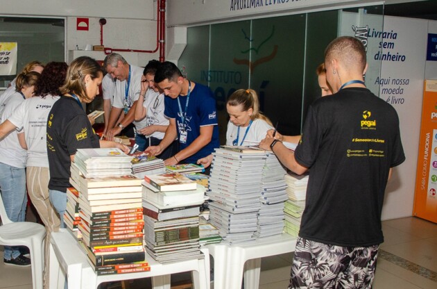 Acervo do Pegaí já ultrapassa marca dos 400 mil livros.