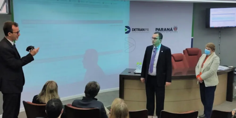 Pagamento de guia do licenciamento do Detran-PR poderá ser realizado por PIX