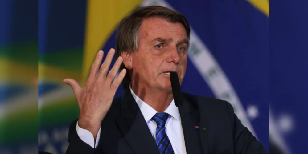 'Vou me inteirar com a PRF', diz Bolsonaro sobre homem morto asfixiado em carro da polícia