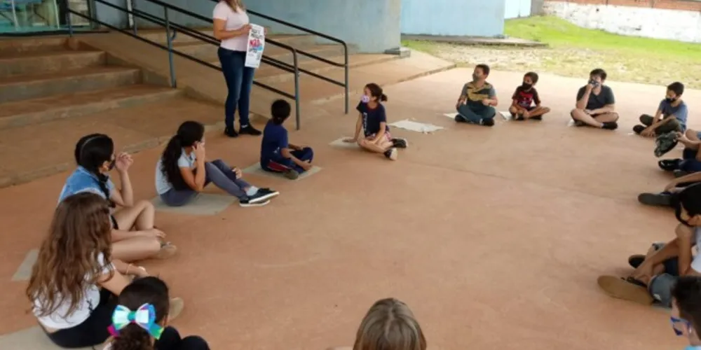 Além das práticas, conversas e explanações contribuíram com o tema