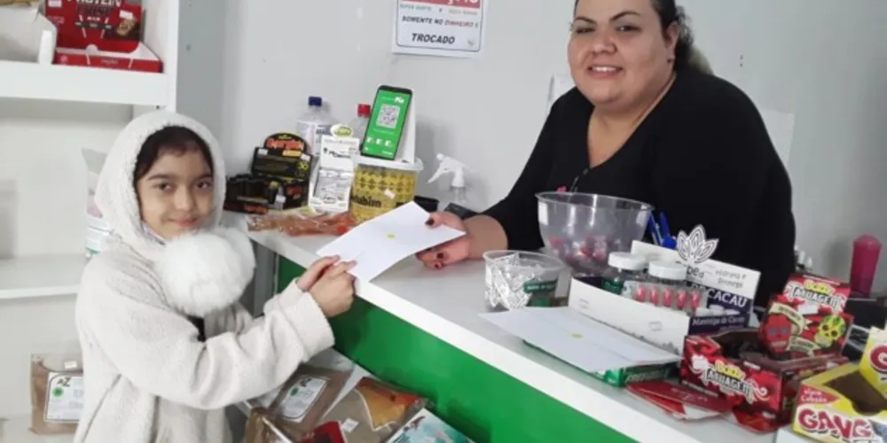 Registros, no comércio e no cotidiano, mostram abrangência da iniciativa