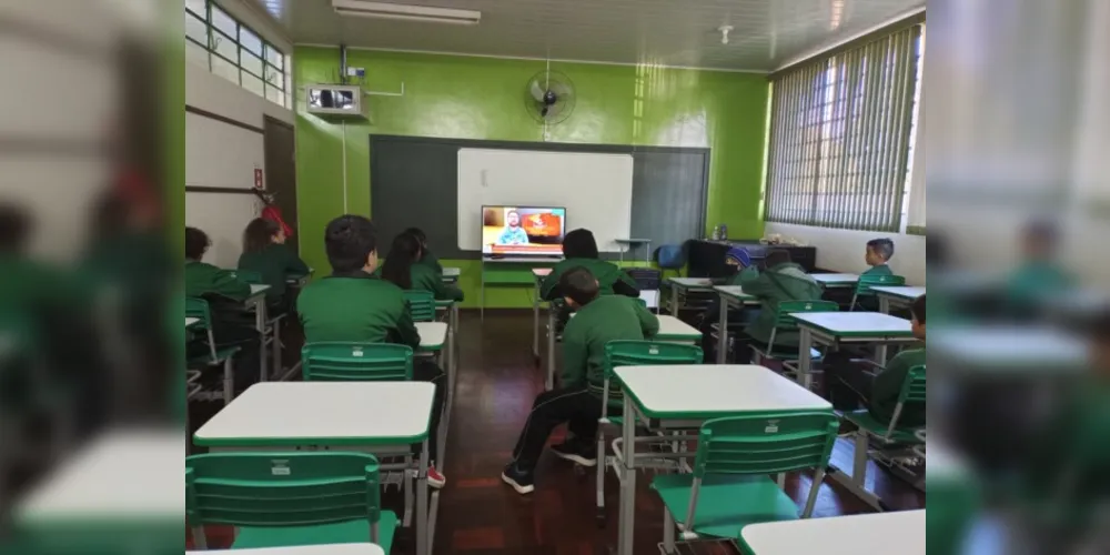 Diversos foram os recurso utilizados em sala de aula