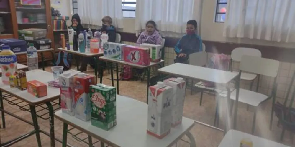 Diversos conteúdos, dinâmicas e aplicações foram utilizadas em sala para trabalhar o assunto