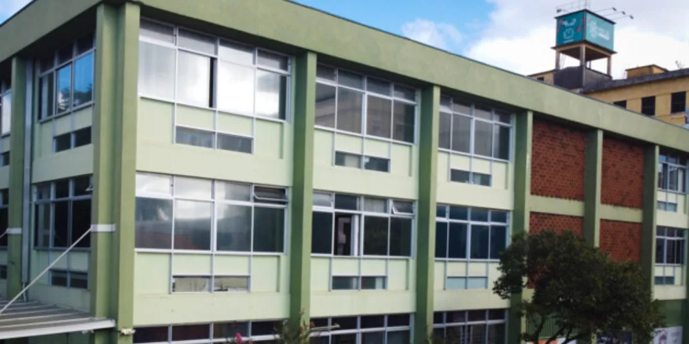 Primeiro foi confirmado domingo (3). Ambos são moradores de Curitiba. Há mais oito em investigação