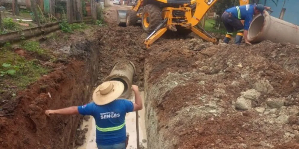 Revitalização no bairro Ouro Verde contempla obras de pavimentação e outras frentes de trabalho