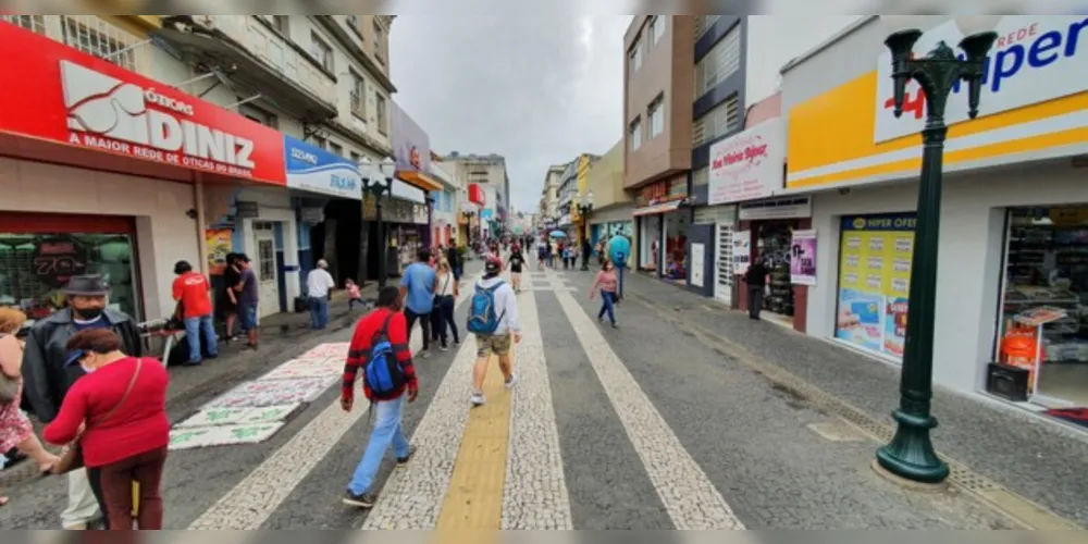 Feriado do Dia do Trabalhador é comemorado no dia 01 de maio com comércio fechado