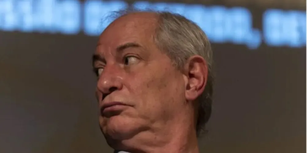 Apesar do ocorrido, Ciro afirmou que manterá a sua live semanal de terça-feira