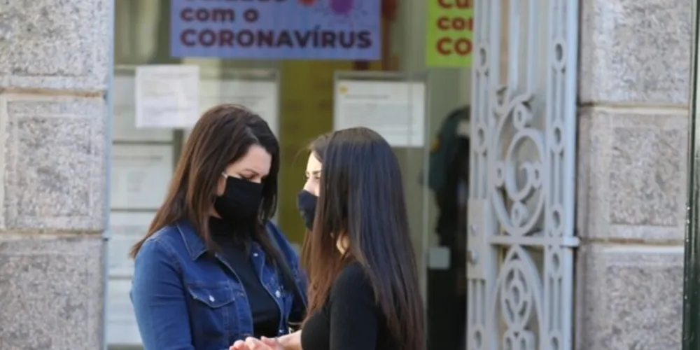 Os dados acumulados do monitoramento mostram que o Estado soma agora 2.622.445 casos confirmados e 43.584 mortos pela doença.