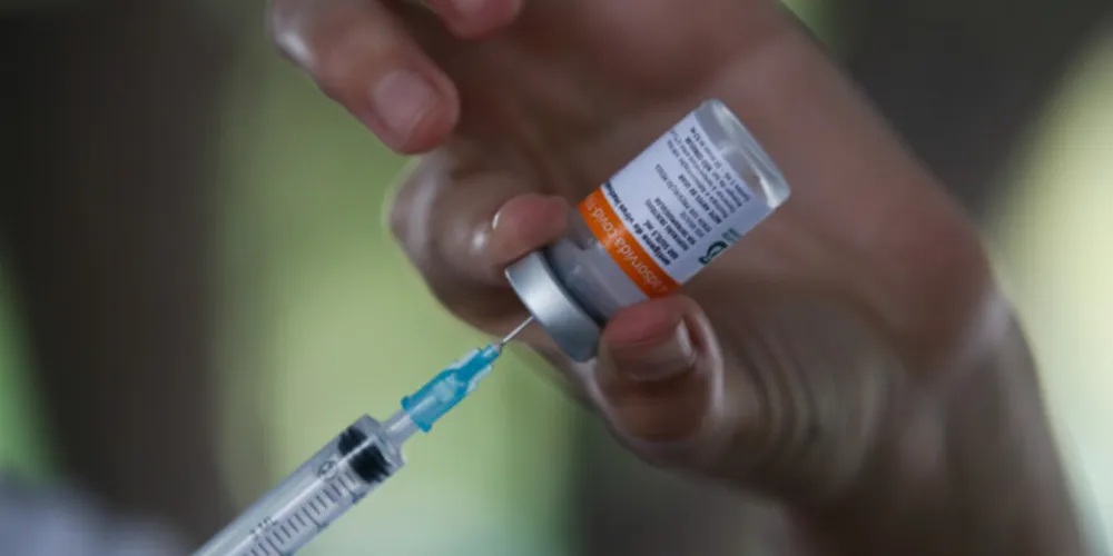 Número de casos positivos pela covid  no Paraná se aproxima de 2,46 milhões