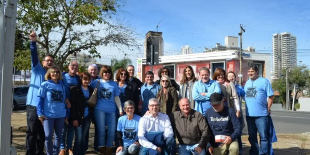 Evento reuniu ex-alunos de Ponta Grossa, Curitiba e São Paulo