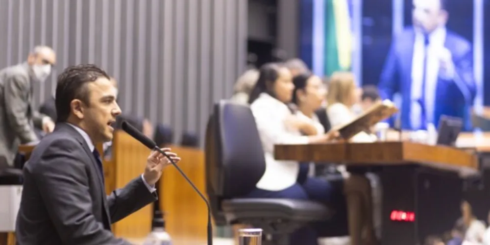 O projeto, que era uma luta da classe há anos, foi aprovado no plenário da Câmara