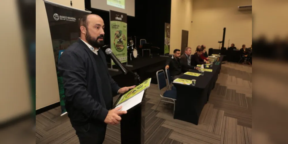 Cerimônia de lançamento da 13ª edição do livro-anuário ocorreu na manhã desta quarta-feira (29)