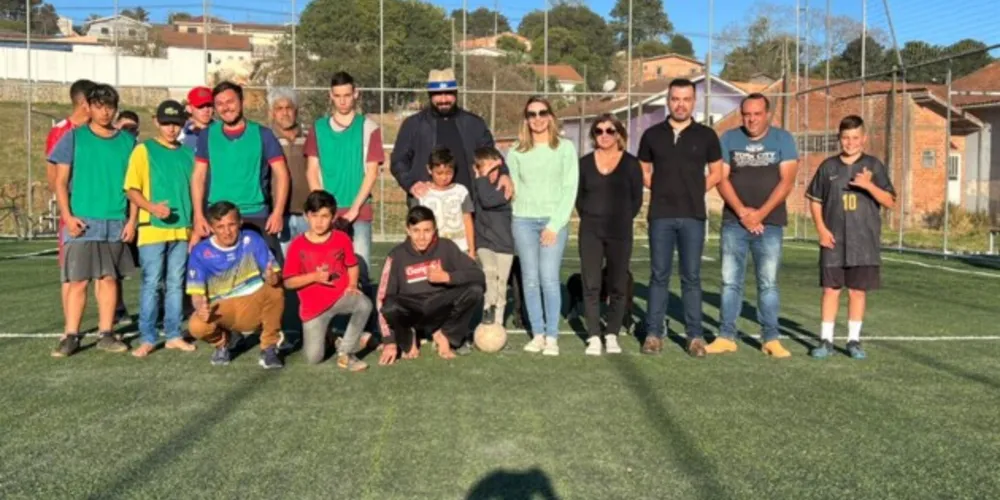 Recurso de R$ 470 mil garantiu a quadra de futebol e de basquete para moradores