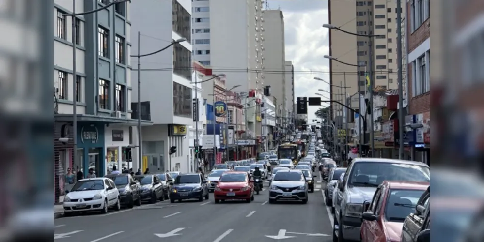 No total, a região tem 301,6 mil veículos passiveis de tributação