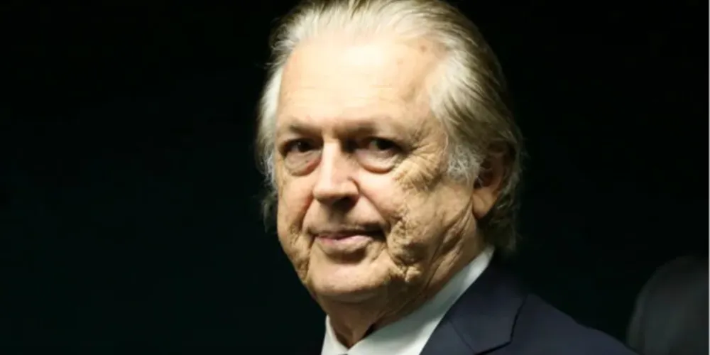 O partido decidiu fazer uma reunião na quarta-feira que vem para anunciar oficialmente sua posição.