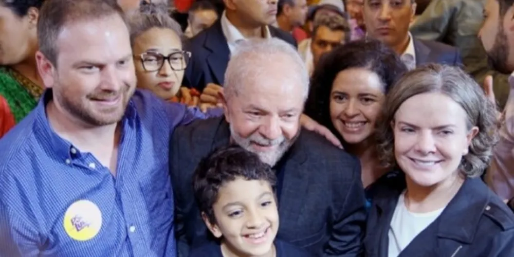 Título foi concedido em 2001, antes dos mandatos presidenciais de Lula.