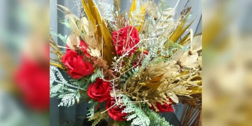 Buquês e arranjos com flores desidratadas são uma tendência que preza pela durabilidade