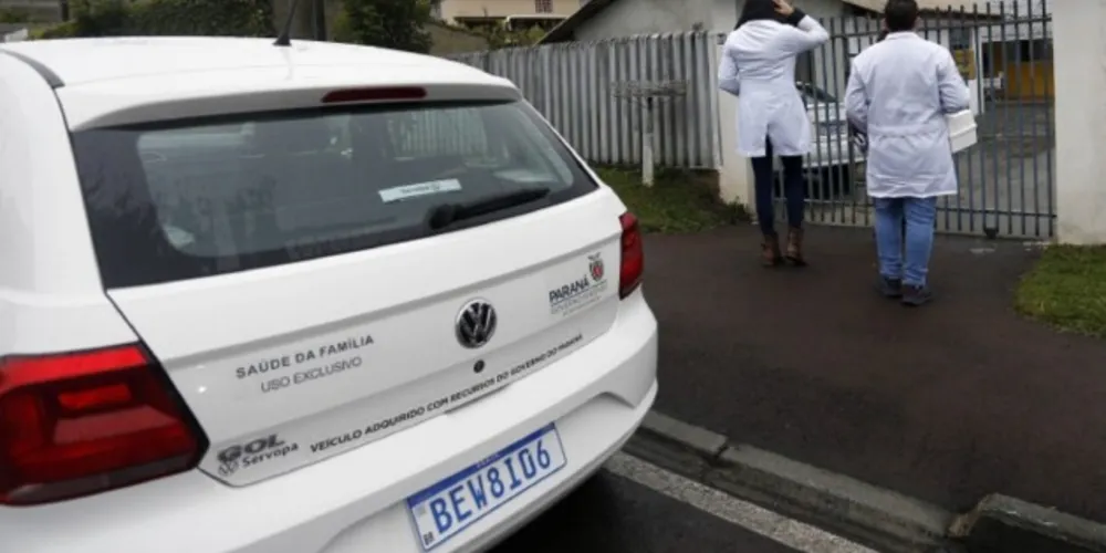 Carros da Saúde da Família proporcionam atendimento domiciliar humanizado.