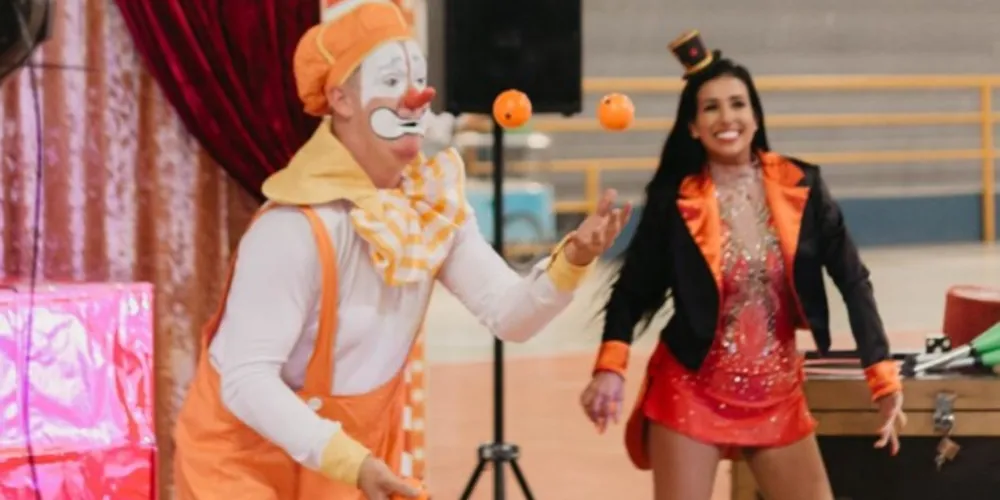 O espetáculo acontece nas próprias entidades de atendimento ao público