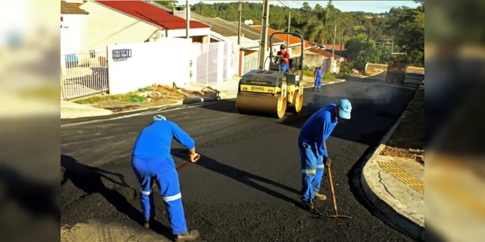 As obras de pavimentação em Ponta Grossa terão ainda mais investimentos. Pelo Finisa estão previstos mais R$ 30 milhões