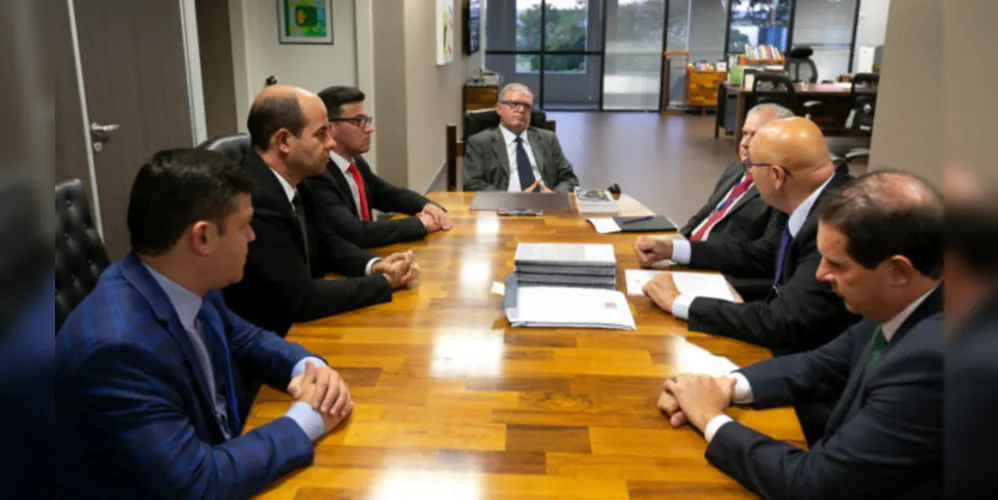 Os deputados que integram a Frente Parlamentar sobre o Pedágio se reuniram com o TCU em maio deste ano.