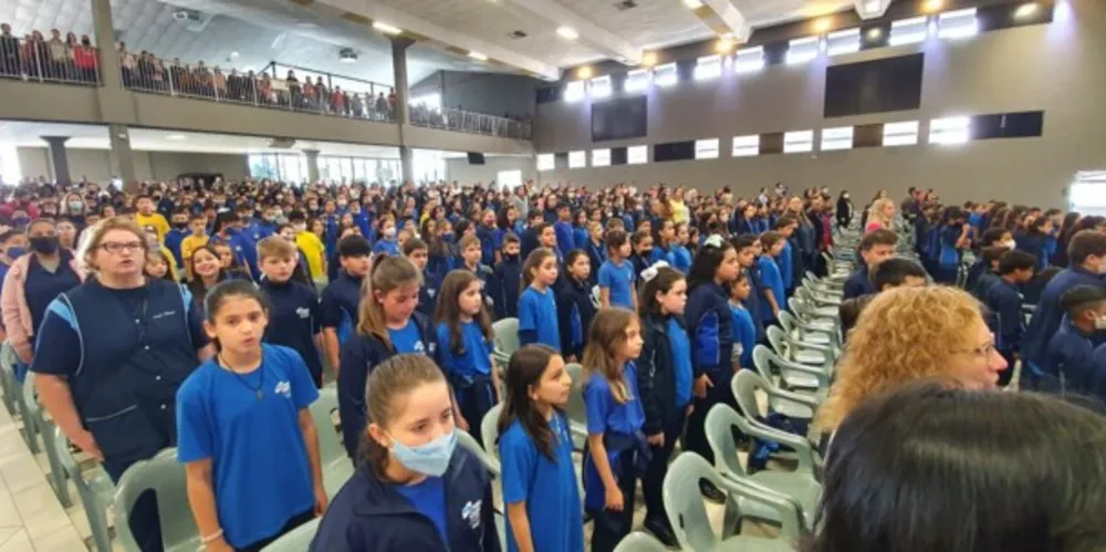 No evento, compareceram 1299 estudantes de 25 escolas públicas, que ao longo do ano receberam orientações para que saibam como agir em relação ao mundo do tráfico de drogas e da violência.