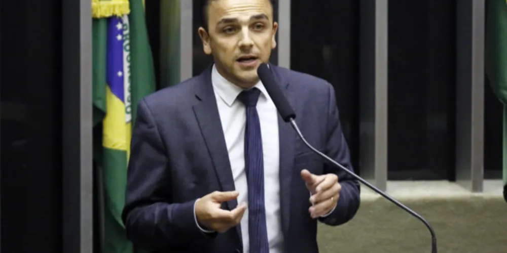Deputado Aliel Machado (PV) também já indicou emendas para os hospitais da cidade.