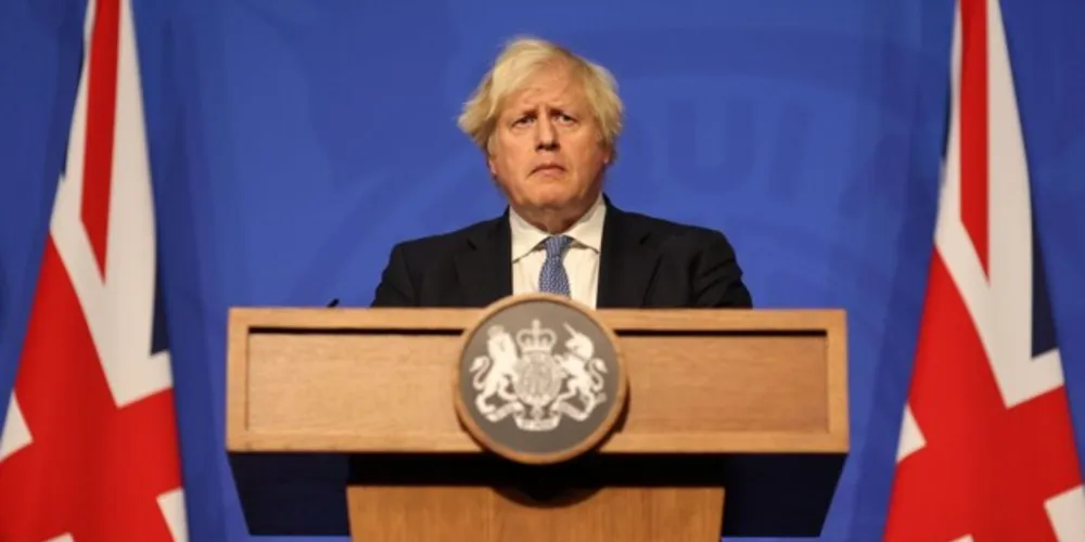 Johnson afirmou que pretende sair de cena quando o Partido Conservador designar novo líder.