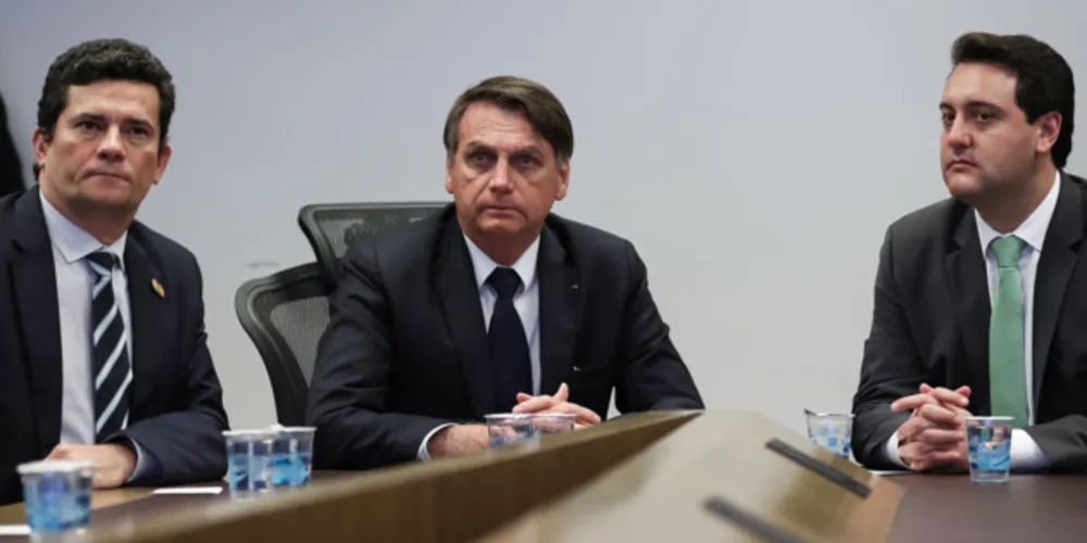 Ratinho Jr. cita alinhamento com Bolsonaro, defende Moro e apoia críticas às urnas eletrônicas