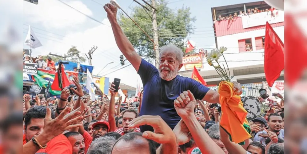 Ex-presidente Luiz Inácio Lula da Silva negou que a crise econômica que o Brasil passa seja resultado da gestão da sucessora Dilma Rousseff