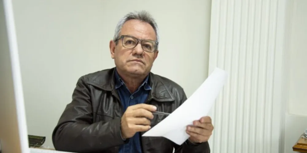 Secretário de Finanças, Olivir Pereira de Paula, explica que o município destinou recursos próprios para complementar pagamentos em 2021