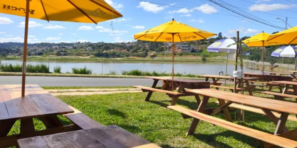 Com vista frontal para o Lago de Olarias, o novo espaço terá muita música boa, chopps deliciosos e lanches artesanais