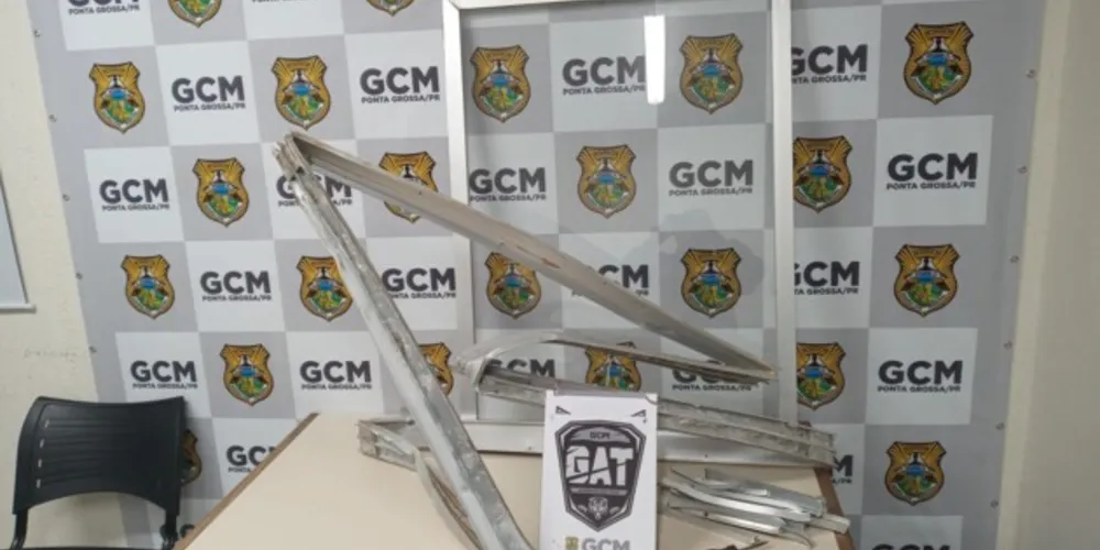 O suspeito e os objetos furtados foram encaminhados para a 13ª SDP