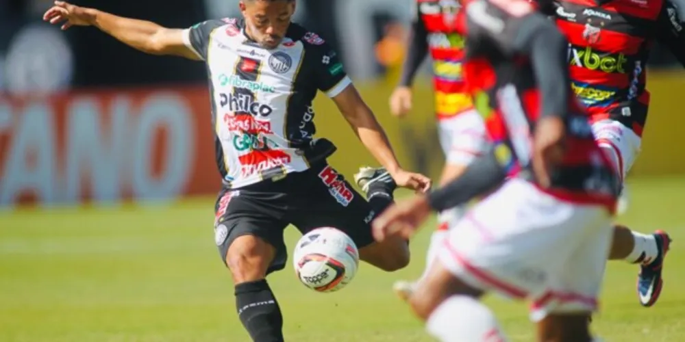 Vitória em casa por 3 a 2 na manhã deste sábado (21) coloca o Fantasma na 7ª colocação da Série B