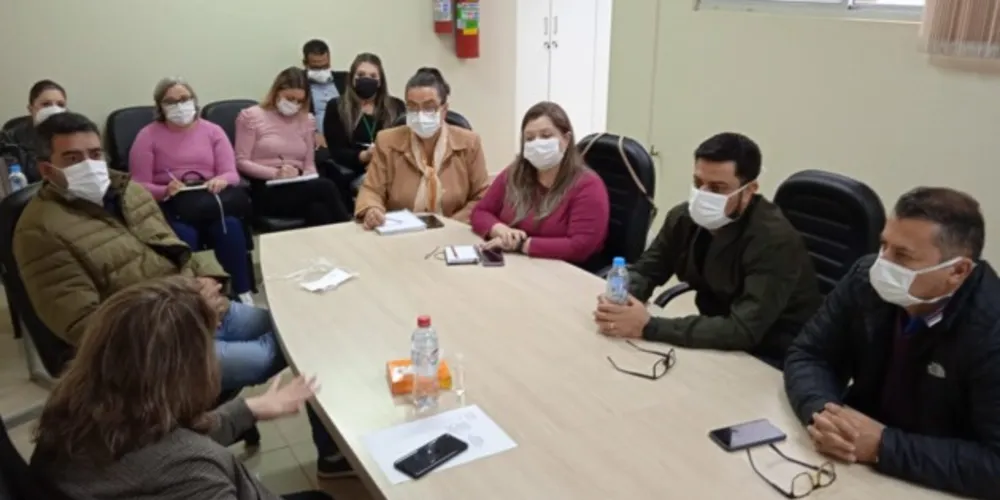 Representantes do Consórcio nos Campos Gerais estiveram em Pato Branco para uma troca de experiências