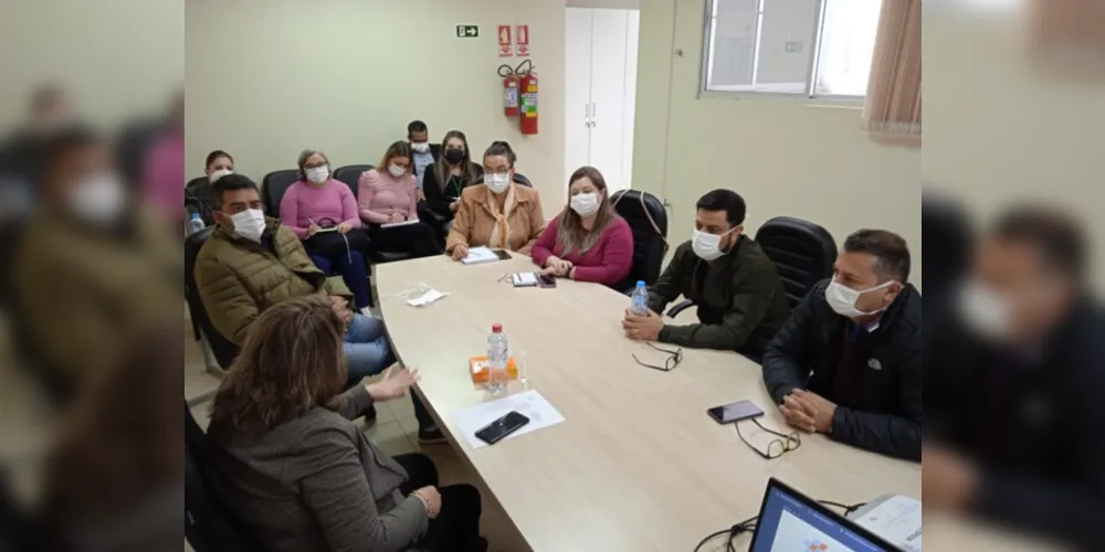 Representantes do Consórcio nos Campos Gerais estiveram em Pato Branco para uma troca de experiências