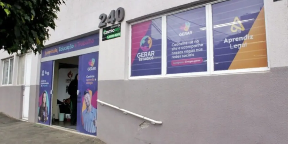 A instituição GERAR (Geração de Emprego e Renda) em Ponta Grossa está de casa nova. A sede fica no Centro da cidade, na antiga Agência do Trabalhador e ao lado da UEPG, na rua Dr. Penteado de Almeida, 240. A inauguração aconteceu nessa quarta-feira, dia 1°.